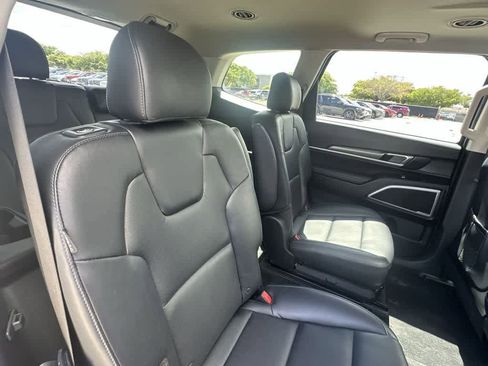 Certified 2023 Kia Telluride S w/ S Sunroof Package image 26