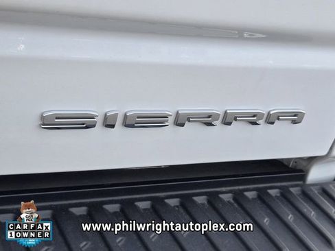 Used 2024 GMC Sierra 1500 Denali w/ Technology Package AWD/4WD image 19