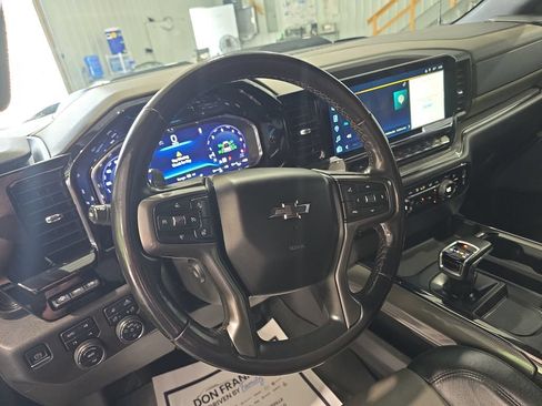 Used 2023 Chevrolet Silverado 1500 ZR2 w/ Technology Package AWD/4WD image 18
