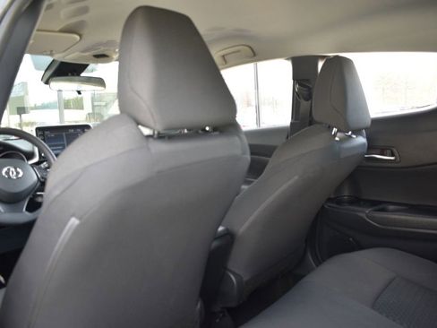 Used 2021 Toyota C-HR LE image 33