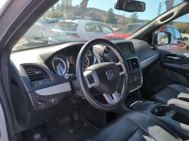 Used 2018 Dodge Grand Caravan GT FWD image 9