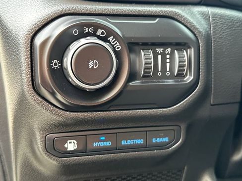 Used 2022 Jeep Wrangler Unlimited Rubicon 4xe w/ Cold Weather Group image 25