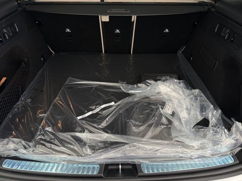 New 2026 Mercedes-Benz GLC 300 image 31