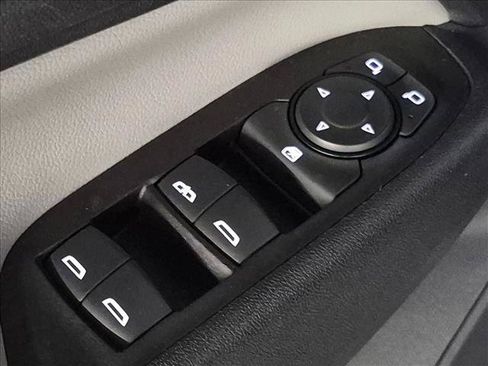 Used 2020 Chevrolet Equinox LS w/ LS Convenience Package FWD image 12
