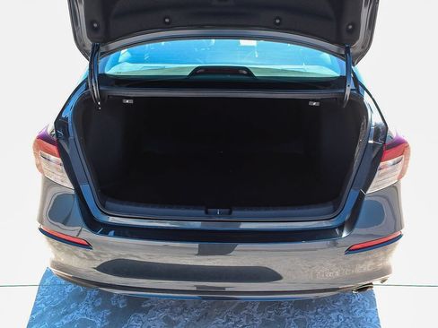 Certified 2025 Honda Civic Sport image 26