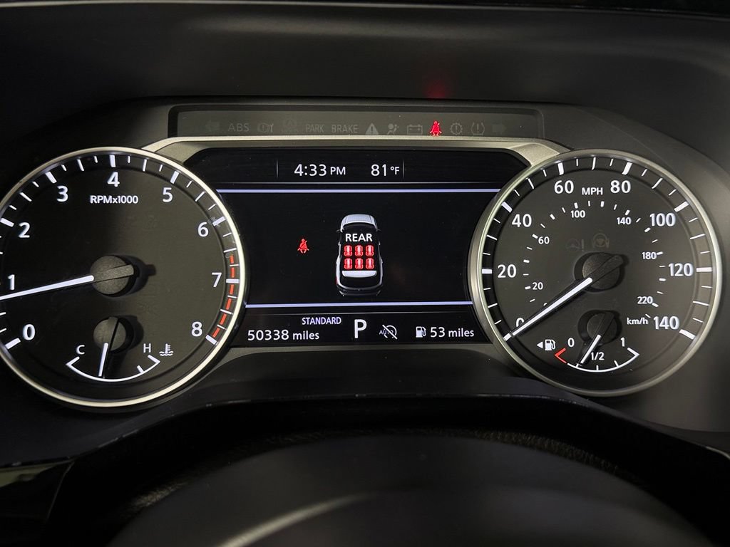 Used 2024 Nissan Pathfinder SV FWD image 11