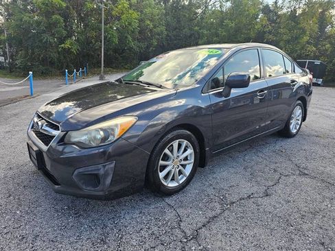 Used 2013 Subaru Impreza 2.0i Premium w/ All-Weather Pkg image 2