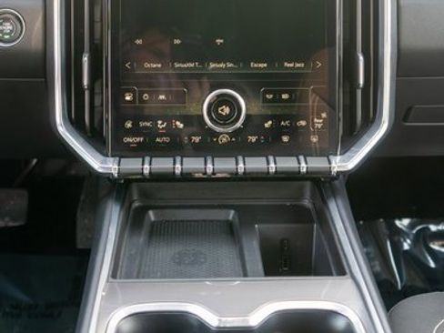 Used 2025 GMC Acadia Elevation w/ LPO, Floor Liner Package image 17