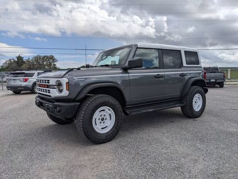 New 2026 Ford Bronco Heritage Edition AWD/4WD image 8