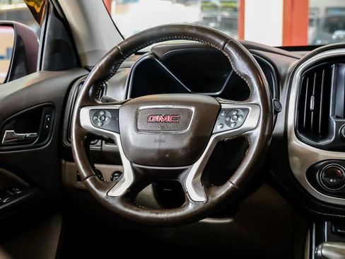 Used 2018 GMC Canyon SLT image 16