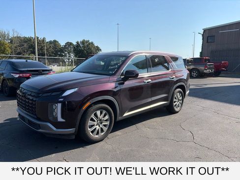Used 2024 Hyundai Palisade SEL FWD image 3