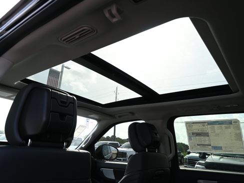 New 2027 Ford Expedition Max Active RWD image 37