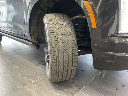 Used 2026 Cadillac Escalade Sport w/ LPO, ONYX Package image 13