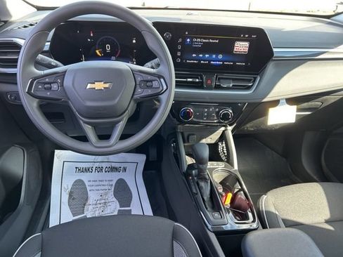 New 2026 Chevrolet TrailBlazer LT AWD/4WD image 2