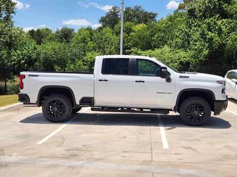 New 2026 Chevrolet Silverado 2500 LT w/ Trail Boss Package AWD/4WD image 7