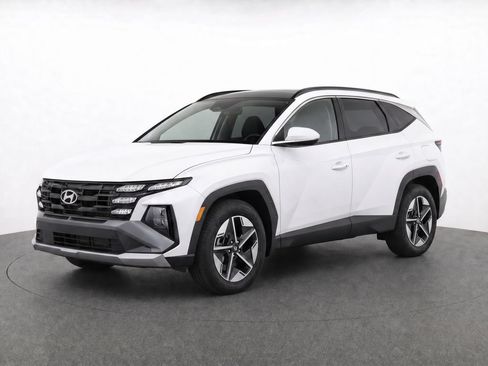 Certified 2025 Hyundai Tucson SEL FWD image 1