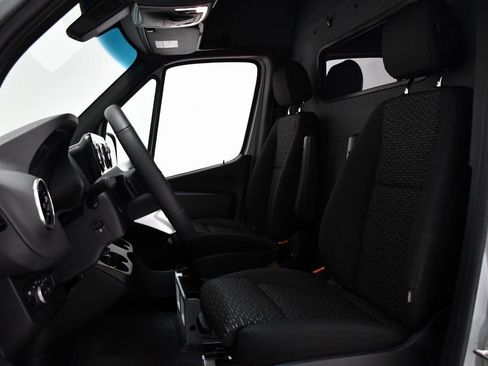 New 2025 Mercedes-Benz Sprinter 2500 image 16