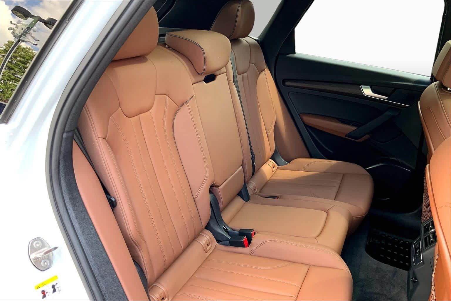 Used 2024 Audi Q5 2.0T Premium w/ Convenience Package AWD/4WD image 20