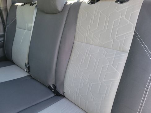 Used 2020 Toyota Tacoma TRD Sport image 9