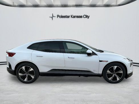 New 2026 Polestar Polestar 4 AWD/4WD image 4