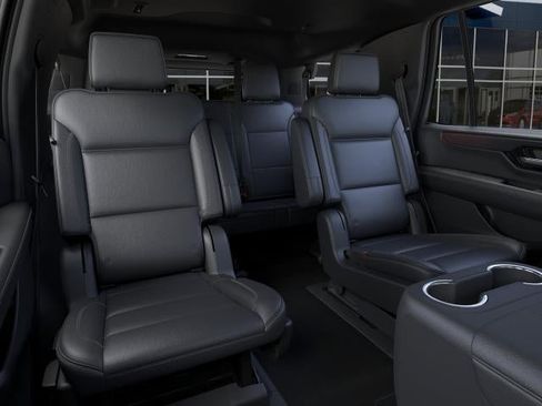 New 2026 GMC Yukon Denali w/ Sun & Power Step Package AWD/4WD image 17