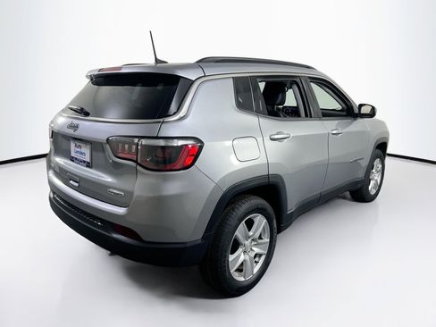 Used 2022 Jeep Compass Latitude image 5