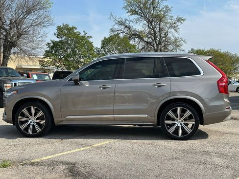 Used 2022 Volvo XC90 T6 Inscription w/ Advanced Package image 3