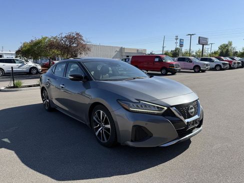 Used 2023 Nissan Maxima SL FWD image 1