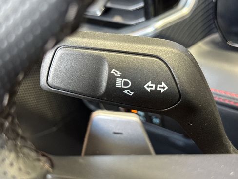 Used 2025 Ford Mustang GT Premium image 15