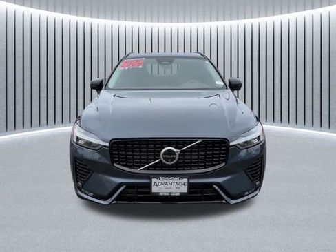 Used 2024 Volvo XC60 B5 Plus AWD/4WD image 18