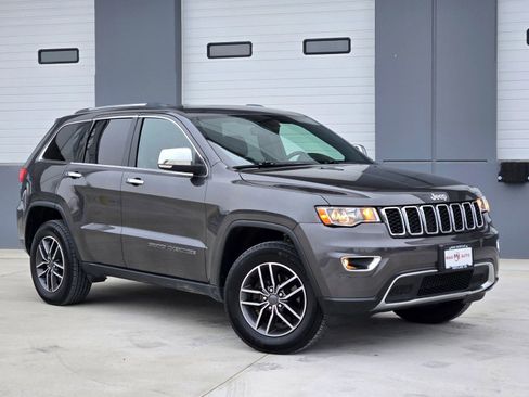 Used 2019 Jeep Grand Cherokee Limited image 1
