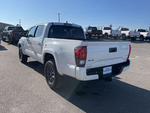 Used 2023 Toyota Tacoma SR5 w/ Technology Package AWD/4WD image 10