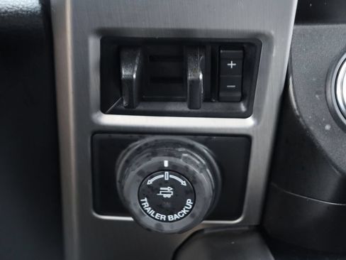 Used 2020 Ford F350 Platinum AWD/4WD image 36