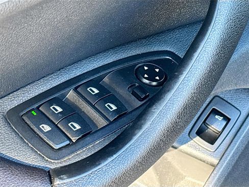 Used 2017 BMW X1 sDrive28i image 19