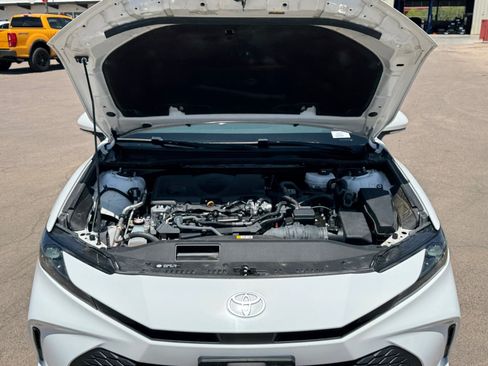 Used 2025 Toyota Camry LE FWD image 20