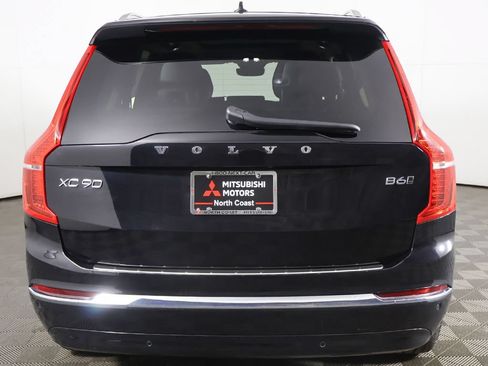 Used 2024 Volvo XC90 B6 Plus w/ Protection Package Premier AWD/4WD image 13