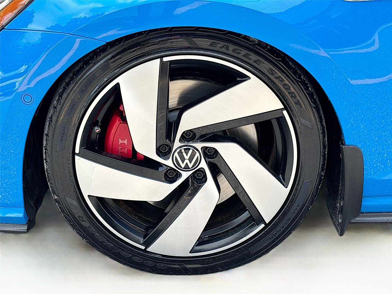 Used 2021 Volkswagen GTI 4-Door FWD image 33