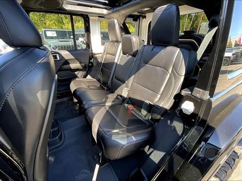 New 2025 Jeep Wrangler Unlimited Rubicon 392 image 11