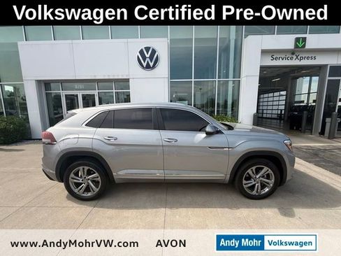 Used 2024 Volkswagen Atlas Cross Sport SEL R-Line AWD/4WD image 5