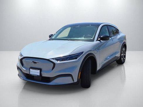 New 2026 Ford Mustang Mach-E Select RWD image 8