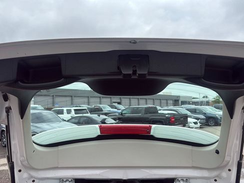 Used 2018 Ford Focus Titanium FWD image 14