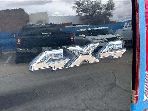 Used 2018 RAM 2500 Tradesman w/ Chrome Appearance Group image 9