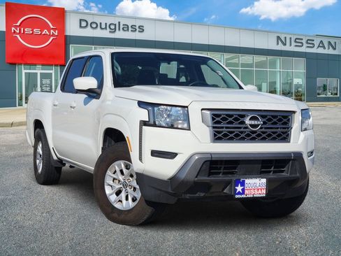 Used 2024 Nissan Frontier SV RWD image 1