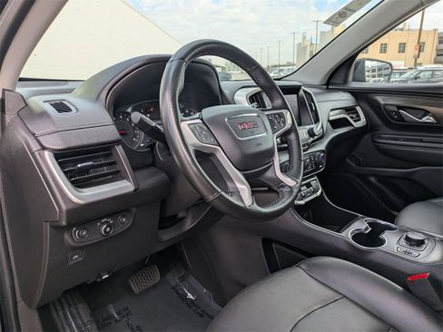 Used 2024 GMC Terrain SLT image 15