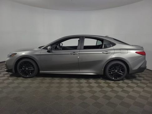 New 2026 Toyota Camry SE FWD image 4