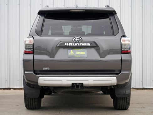 Used 2016 Toyota 4Runner Trail Premium image 10