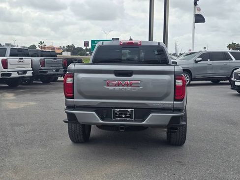 Used 2023 GMC Canyon Denali AWD/4WD image 6