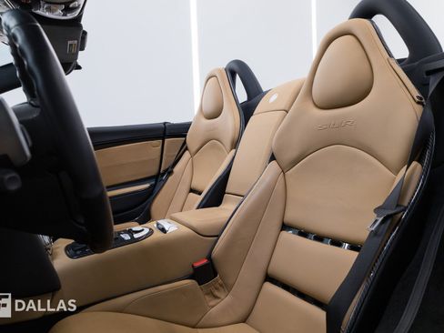 Used 2008 Mercedes-Benz SLR image 3