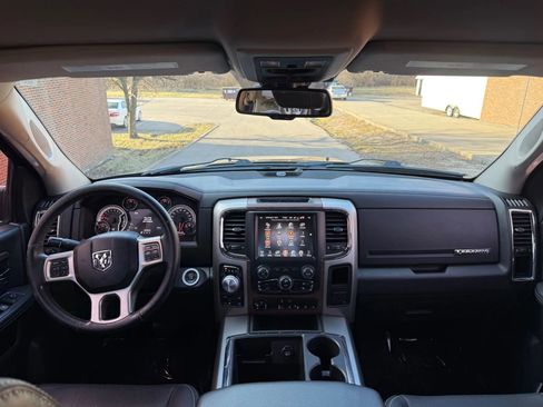 Used 2014 RAM 1500 Laramie w/ Convenience Group image 15