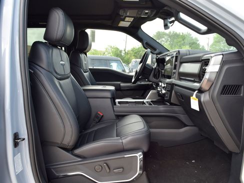 New 2026 Ford F250 Platinum image 23